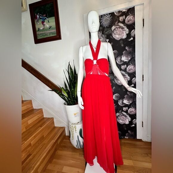 Anthropologie x PatBO
Cut-Out Halterneck Maxi Dress - Picture 8 of 11